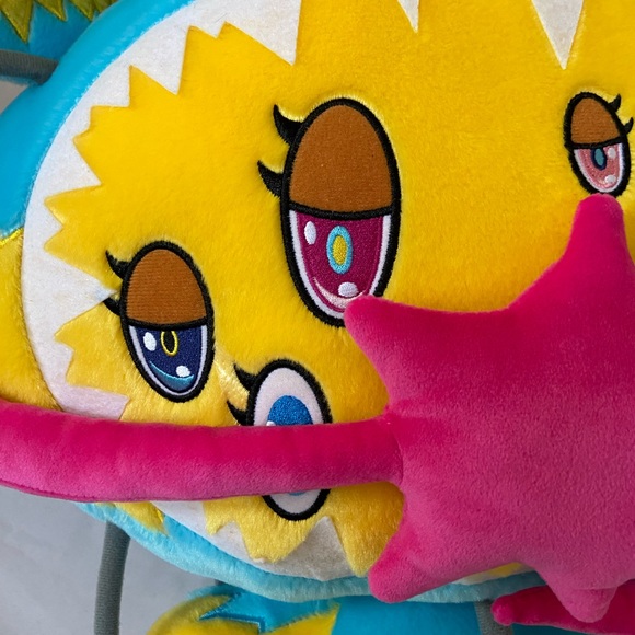 Sukamii The Starboy First Plushy - Picture 3 of 13